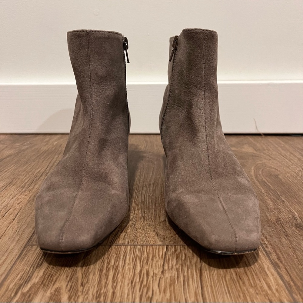 Ann Taylor Brown Suede Leather Kitten Heel Ankle Boot